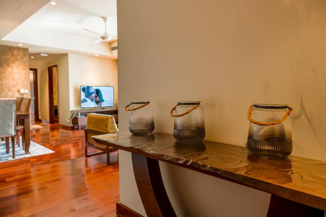 Brand New Water Front Luxury Cinnamon Suites Apartment In Heart Of Colombo City 外观 照片