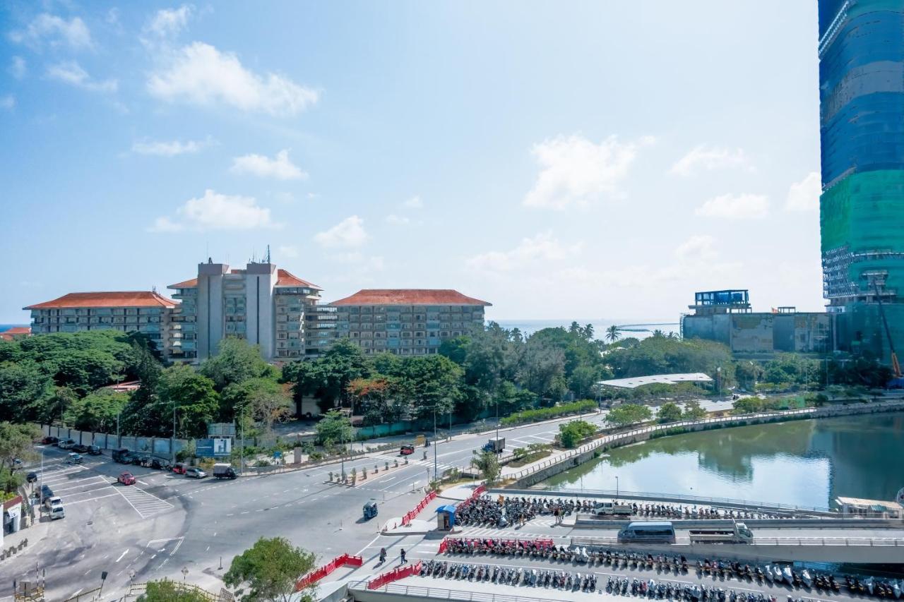 Brand New Water Front Luxury Cinnamon Suites Apartment In Heart Of Colombo City 外观 照片