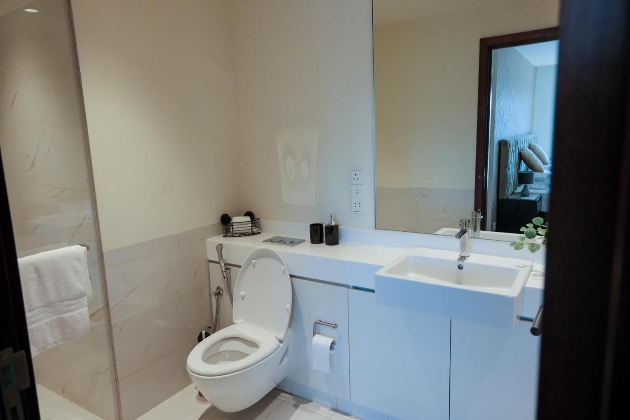 Brand New Water Front Luxury Cinnamon Suites Apartment In Heart Of Colombo City 外观 照片