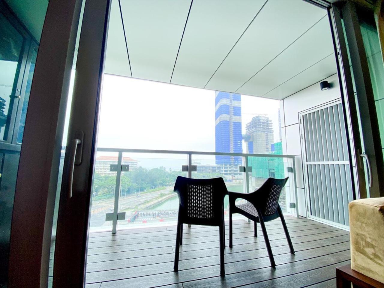 Brand New Water Front Luxury Cinnamon Suites Apartment In Heart Of Colombo City 外观 照片